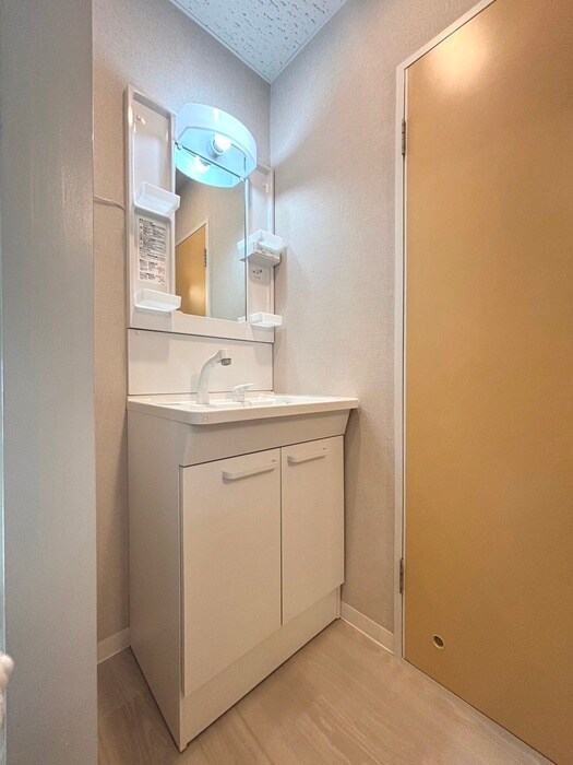 物件内観写真11　(洗面)