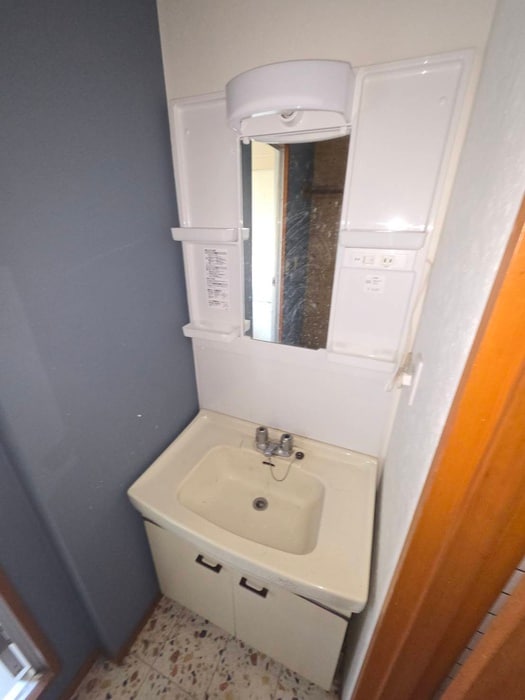 物件内観写真14　(洗面)