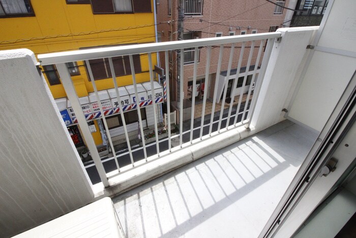 物件内観写真18　(室内からの展望)