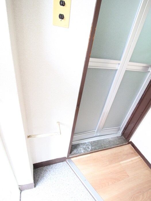 物件内観写真19　(玄関)