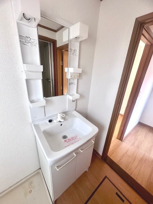 物件内観写真12　(洗面)