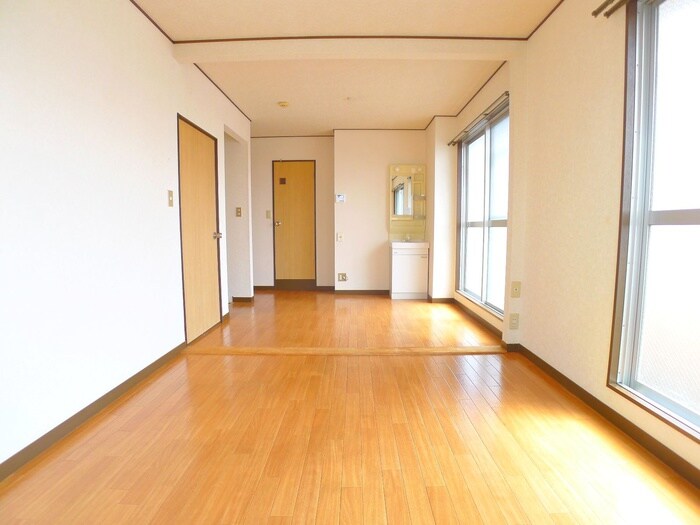 物件内観写真9　(居室)