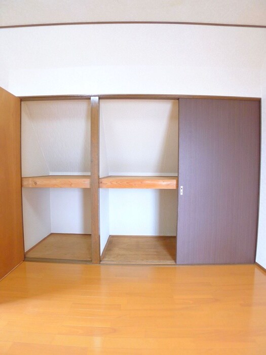 物件内観写真13　(収納)