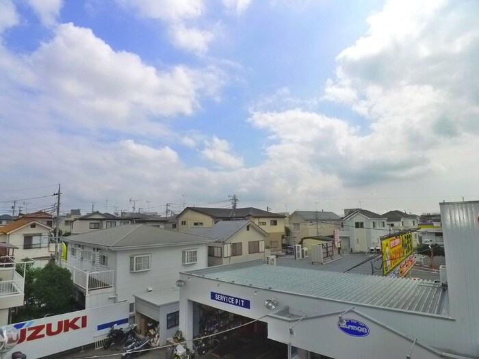 物件内観写真22　(室内からの展望)