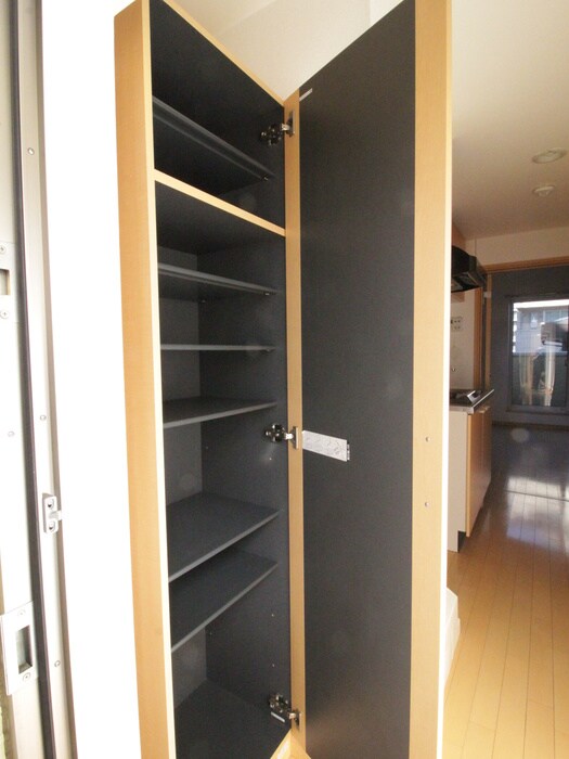 物件内観写真17　(靴箱)