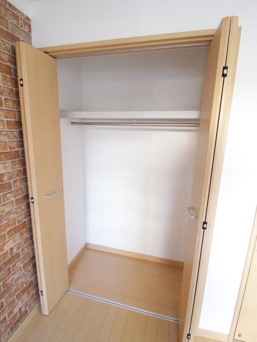 物件内観写真18　(収納)