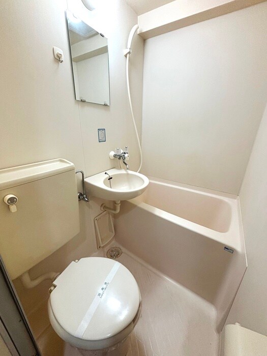 物件内観写真11　(トイレ)