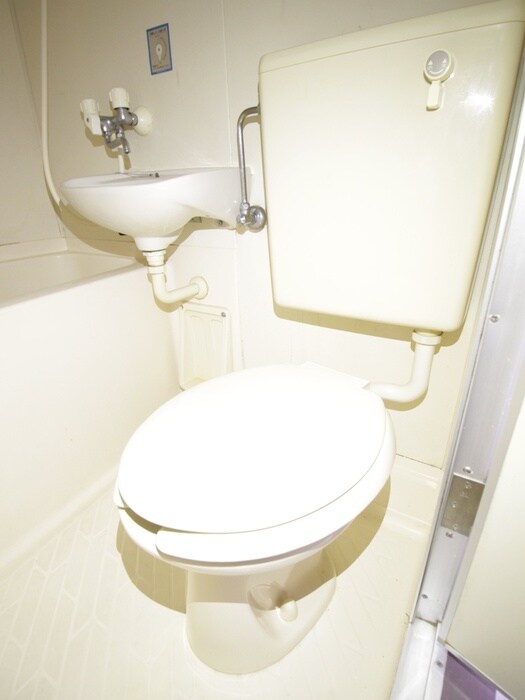 物件内観写真12　(トイレ)