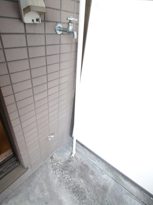 物件内観写真14　(洗濯機置場)