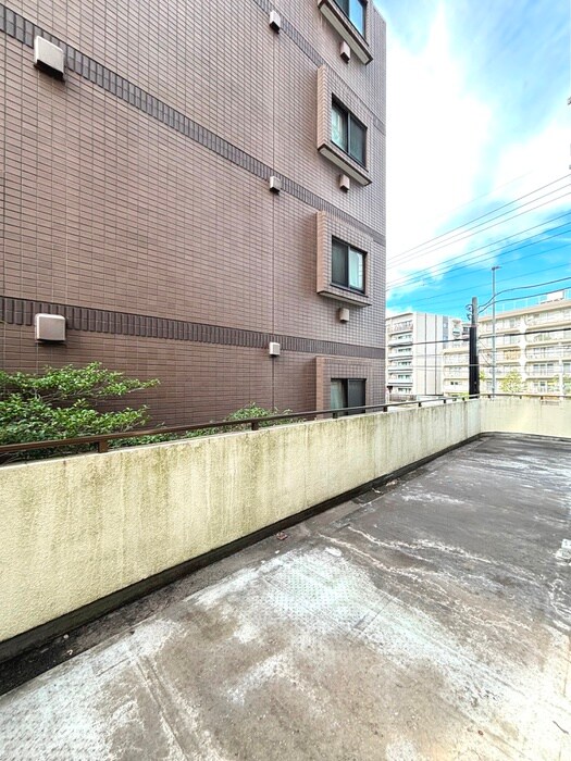 物件内観写真17　(室内からの展望)