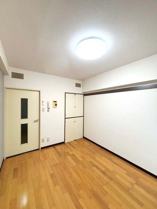 物件内観写真18　(居室)