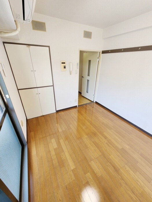 物件内観写真19　(居室)