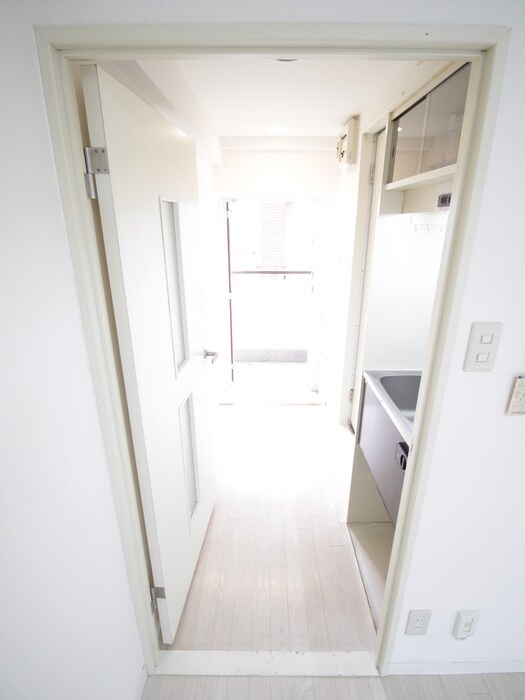 物件内観写真19　(廊下)