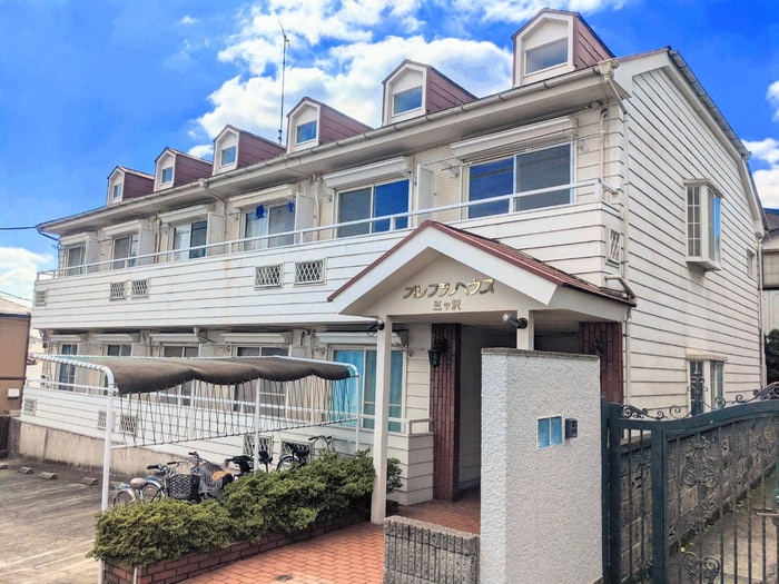 物件外観写真1　(外観写真)