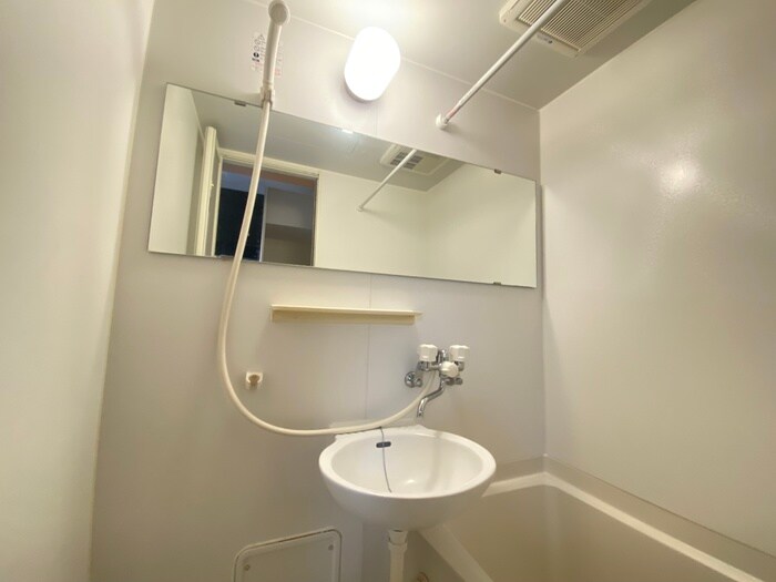 物件内観写真12　(洗面)