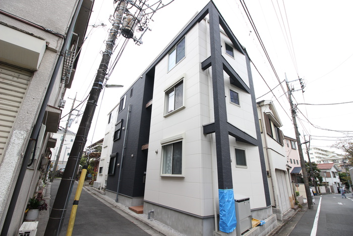 M-RESIDENCE