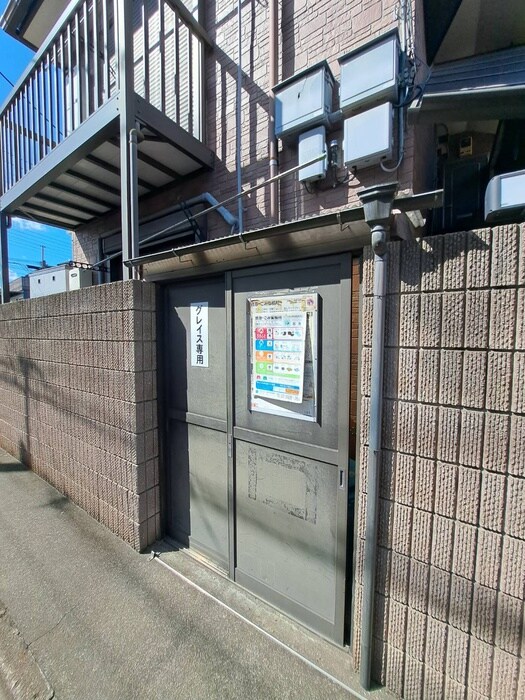 物件外観写真5　(外観写真)