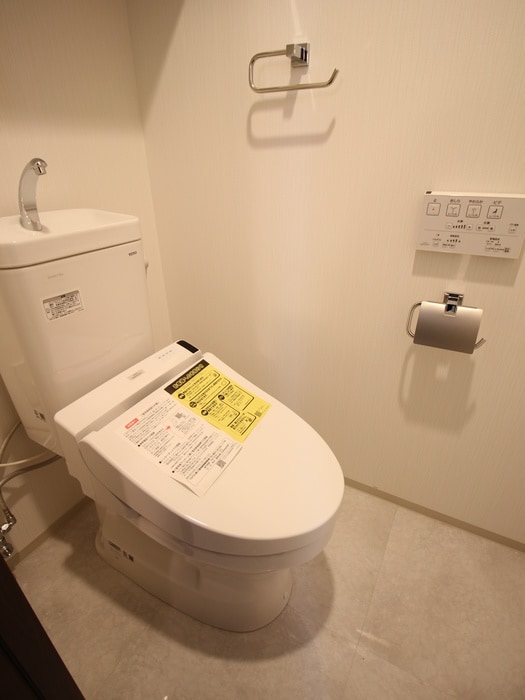 物件内観写真12　(トイレ)