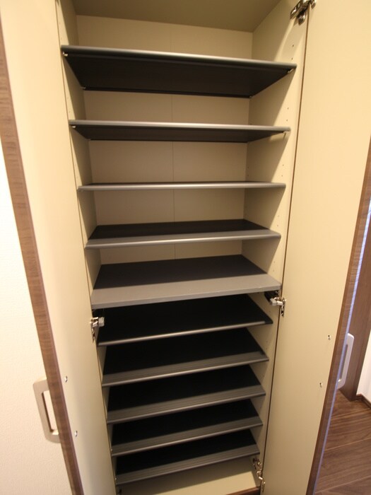 物件内観写真17　(靴箱)