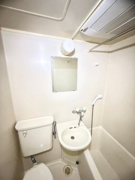 物件内観写真10　(洗面)