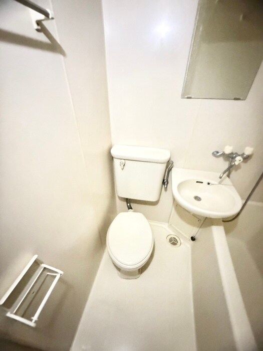 物件内観写真12　(トイレ)