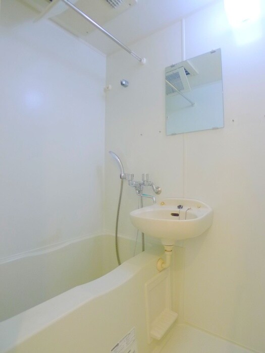 物件内観写真13　(バス／シャワールーム等)