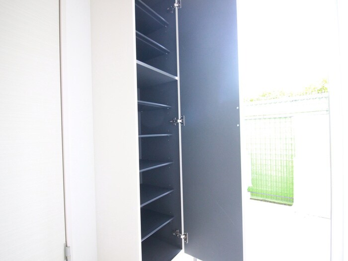 物件内観写真13　(靴箱)