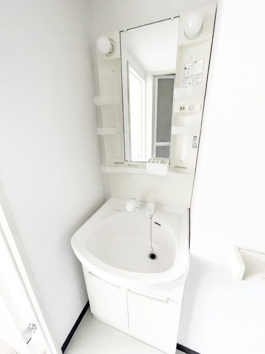 物件内観写真9　(洗面)