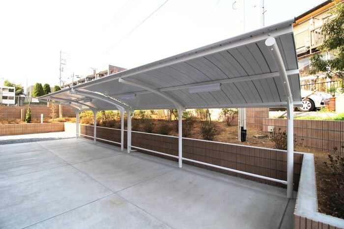 物件外観写真5　(駐輪場)