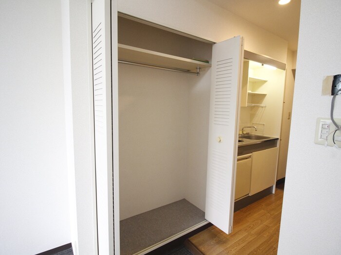 物件内観写真9　(収納)