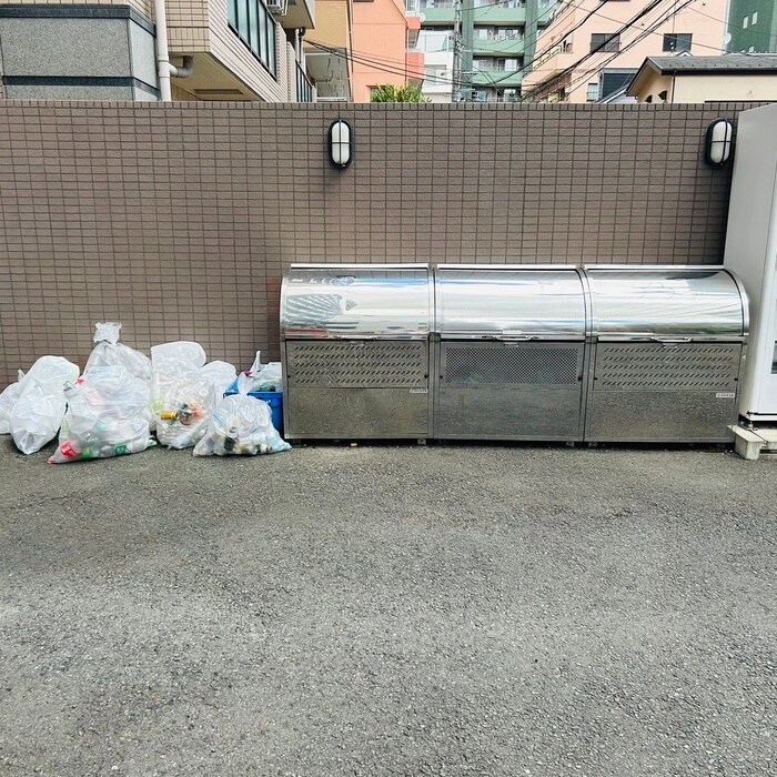 物件外観写真4　(建物設備)