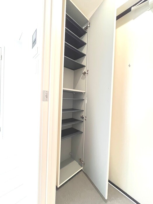 物件内観写真14　(靴箱)