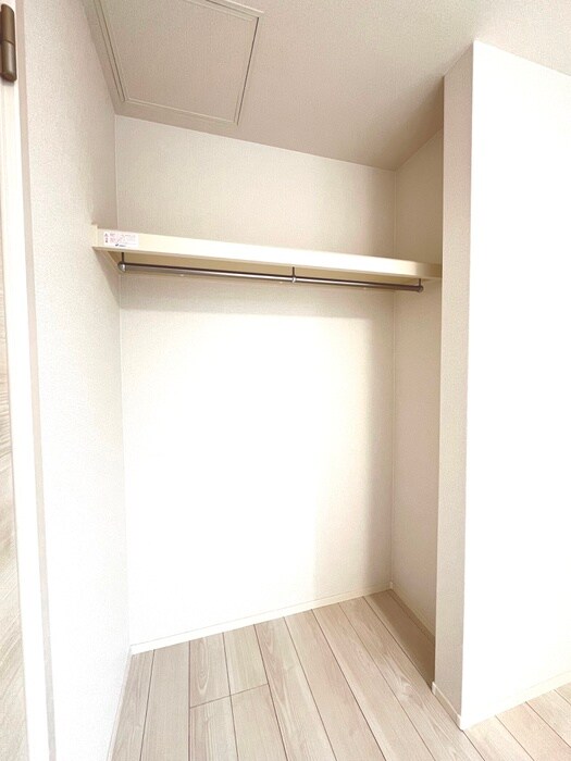 物件内観写真15　(収納)