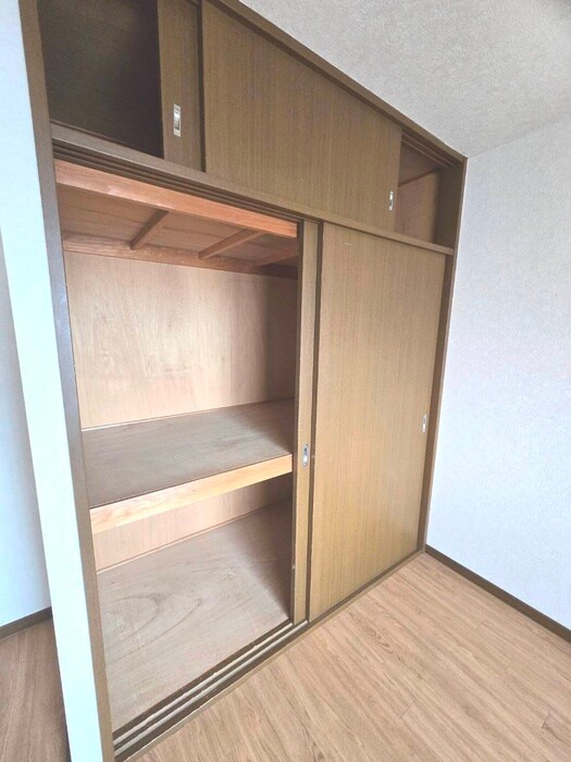 物件内観写真11　(収納)