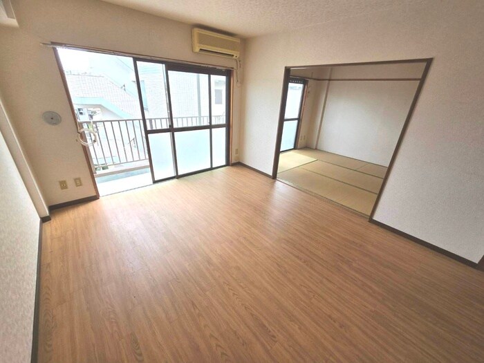 物件内観写真12　(居室)