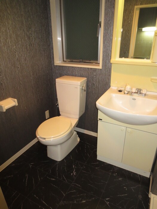 物件内観写真12　(洗面)