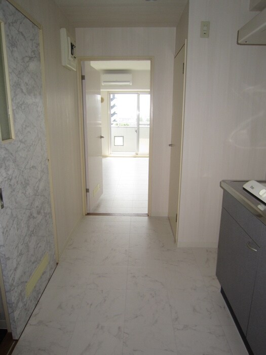 物件内観写真16　(内観写真)