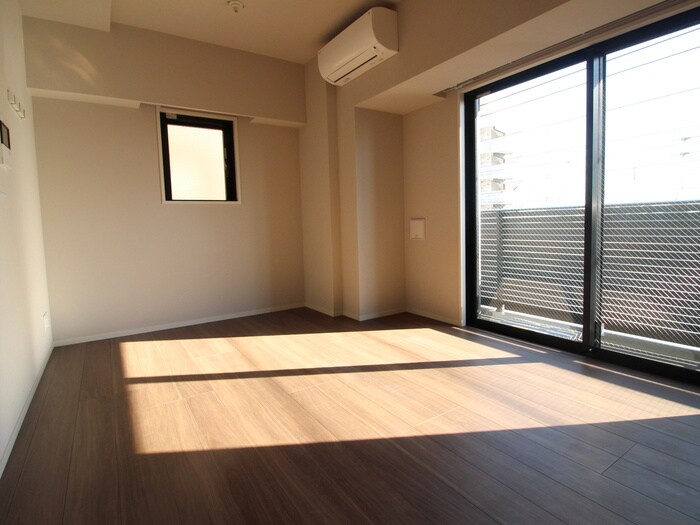 物件内観写真15　(居室)