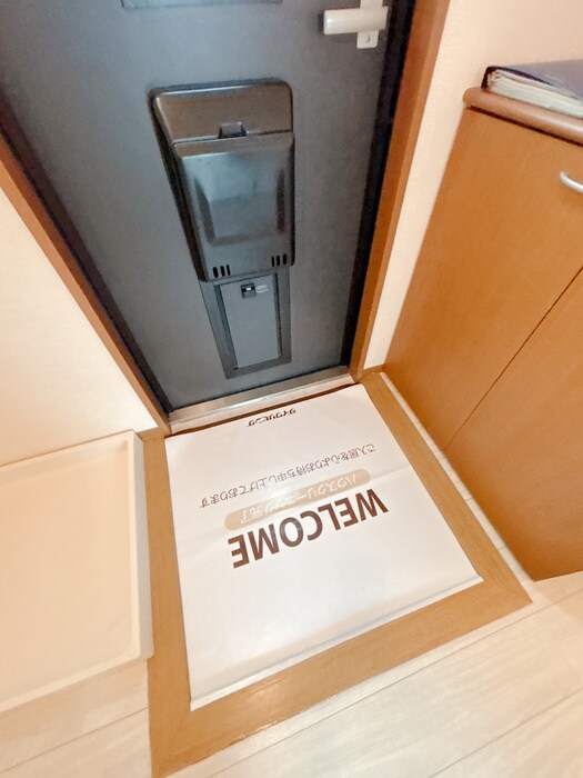 物件内観写真21　(玄関)