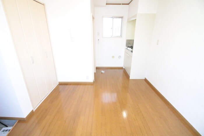 物件内観写真10　(居室)