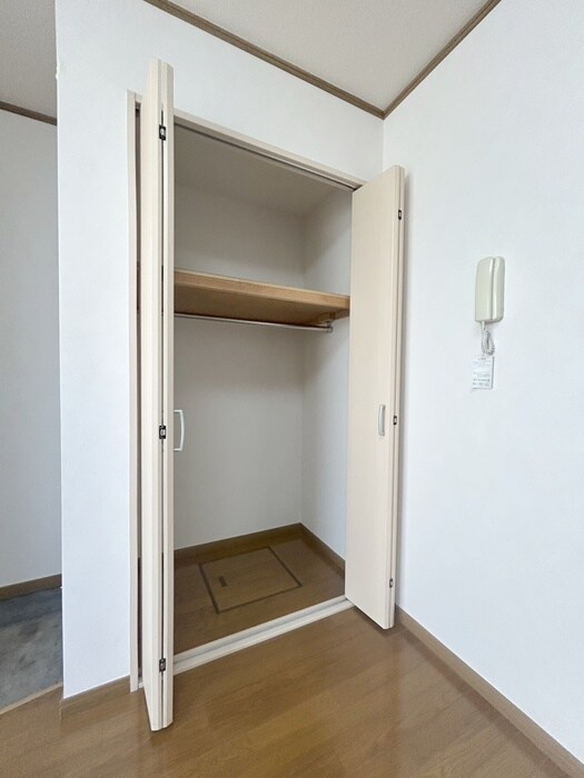 物件内観写真11　(収納)