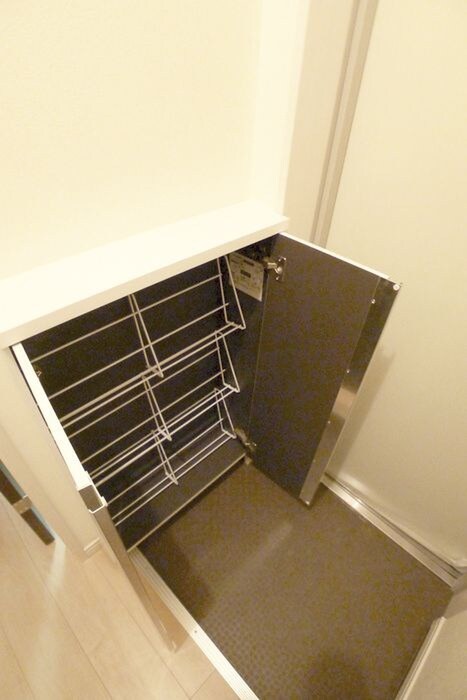 物件内観写真11　(靴箱)