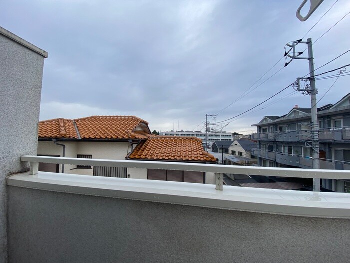 物件内観写真15　(室内からの展望)