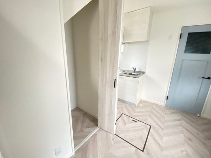 物件内観写真21　(収納)