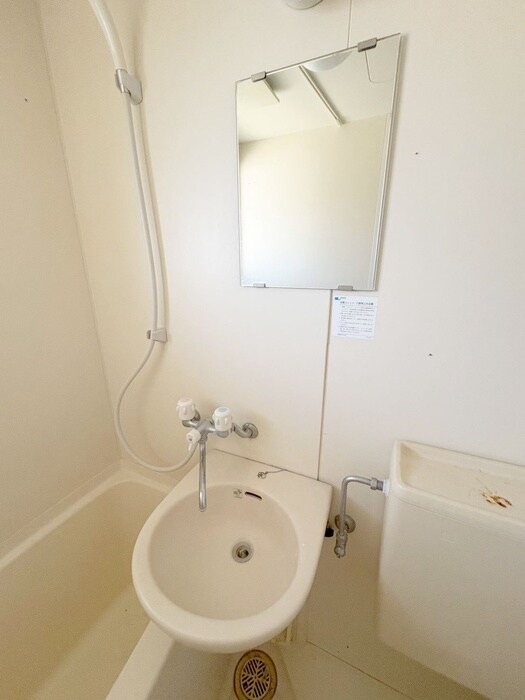 物件内観写真13　(洗面)