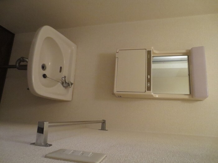 物件内観写真7　(洗面)