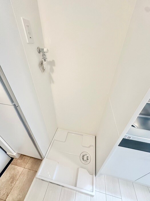 物件内観写真20　(洗濯機置場)