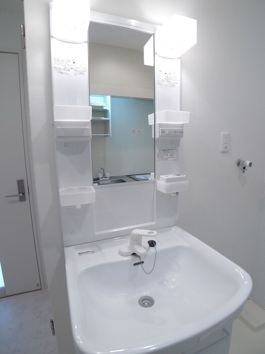 物件内観写真10　(洗面)