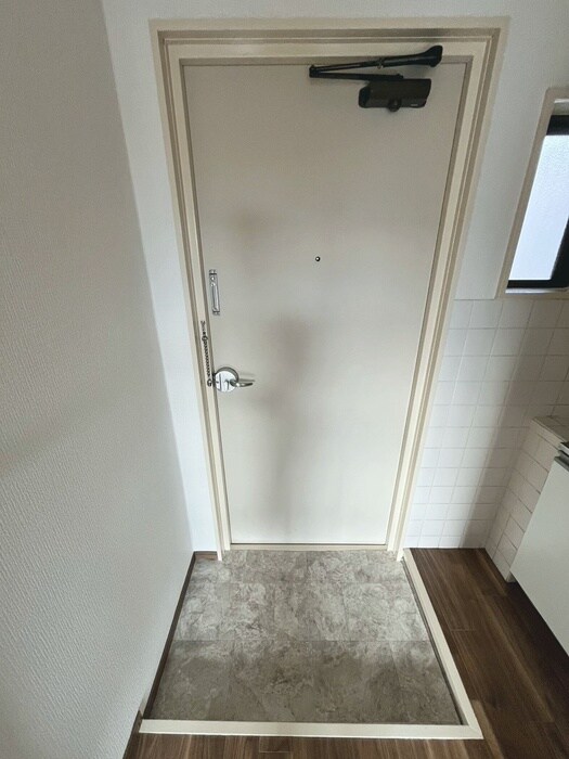 物件内観写真17　(洗濯機置場)