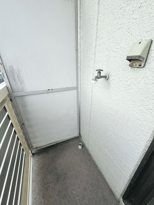 物件内観写真20　(洗濯機置場)